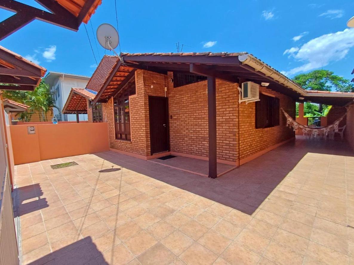 Casa De Temporada A 8 Min A Pe Da Na Barra Da Lagoa Florianopolis